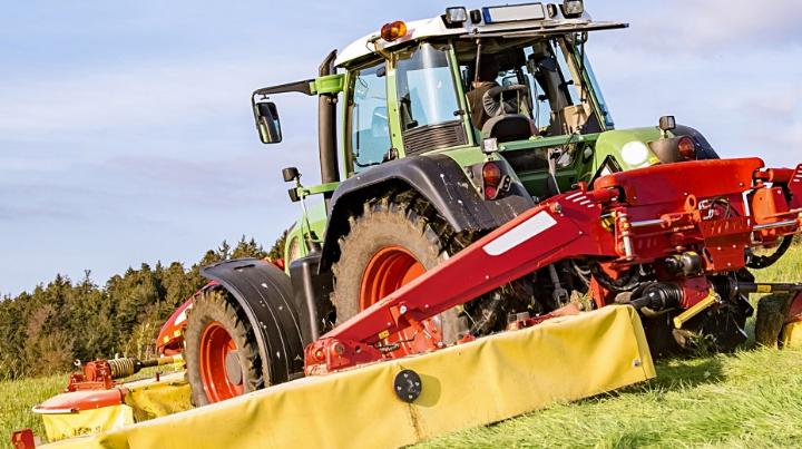 zaščita kosilnice traktorja